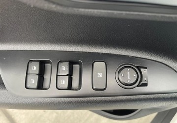 Kia Stonic I Crossover 1.4 DOHC 100KM 2018 Kia Stonic Kia Stonic 1.4 GDI L 1.4 Benzyna 100KM, zdjęcie 21