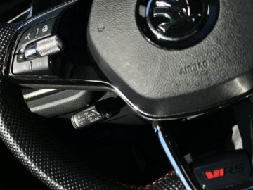 Skoda Octavia IV RS Liftback 2.0 TSI 245KM 2023 Skoda Octavia RS Challenge +Pakiety 2.0 TSI 245KM DSG Salon Polska FV 23%, zdjęcie 20