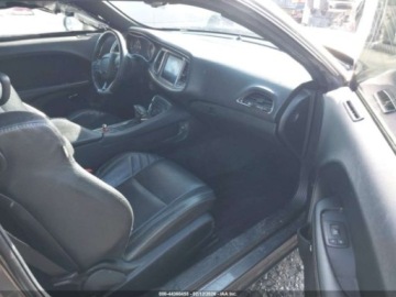 Dodge Challenger III 2016 Dodge Challenger Srt Hellcat 2016 6.2 Benzyna 707KM, zdjęcie 10