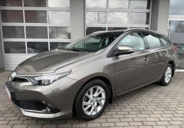 Toyota Auris II Touring Sports Facelifting 1.6 Valvematic 132KM 2016 Toyota Auris Comfort, salon Polska, serwis ASO, podgrz. fotele, czujniki,, zdjęcie 2