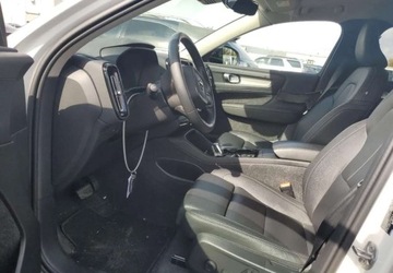 Volvo XC40 Crossover Facelifting 1.5 T2 129KM 2024 Volvo XC 40 Auta z USA - Zapytaj o wiecej ofert 1.5 Benzyna 129KM, zdjęcie 7