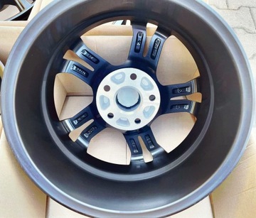 4X RÁFKY ALU SUZUKI SX4 S-CROSS VITARA II 7X16 5X114,3 ET40