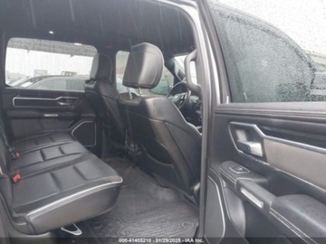  RAM 1500 2022r., Laramie, od ubezpieczalni 5.7 Benzyna 395KM, zdjęcie 9