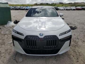 BMW Seria 7 G70 2023 BMW Seria 7 740I, 2023r., 3.0L 3.0 Benzyna 375KM, zdjęcie 4