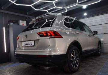 Volkswagen Tiguan II SUV 1.5 TSI EVO 150KM 2018 Volkswagen Tiguan PL Salon _ Automat _ Kamera _ Relingi _ 2 kompl kol 1.5, zdjęcie 3