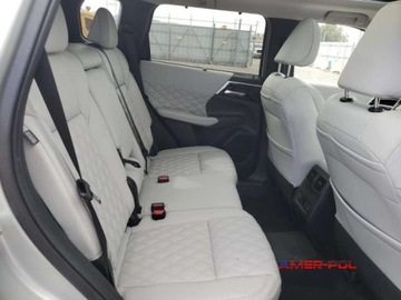 Mitsubishi Outlander III 2024 Mitsubishi Outlander 2024 r., 2,4 L HYBRYDA PLUG IN 2.4 Hybryda 248KM, zdjęcie 10