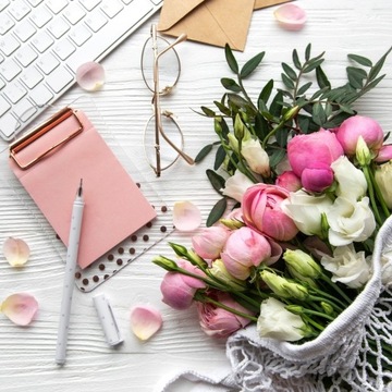 Восковая свеча, ароматическое масло, 30 мл MADEMOISELLE