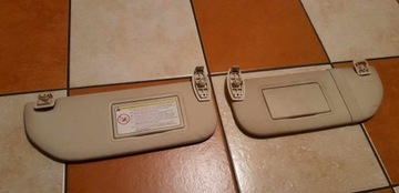 Citroen C4 I 06r daszek oslona przeciwsloneczna lewa prawa słoneczko mocowa