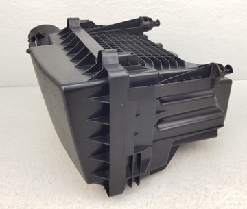 LR FREELANDER 2 II 2.2TD4 POUZDRO FILTRU VZDUCHU