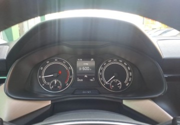 Skoda Scala Hatchback 1.0 TSI 110KM 2022 Skoda Scala 1,0 TSI 110KM STYLE Kamera SmartLink Grzane Fotele ASO PL VAT23, zdjęcie 13
