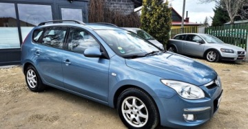 Hyundai i30 I CW Facelifting 1.6 DOHC CVVT 126KM 2010 Hyundai i30 BENZYNA KLIMATYZACJA super okazja polecamy 1.6 Benzyna, zdjęcie 7