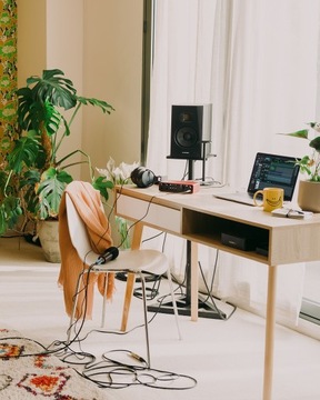 Комплект записи Focusrite Scarlett 2i2 Studio 4-го поколения + бесплатное программное обеспечение