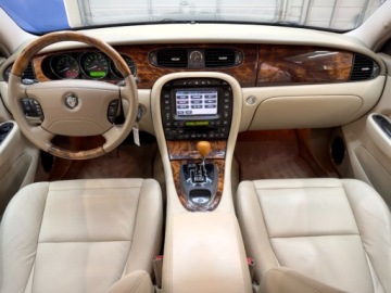 Jaguar XJ VII X350 2003 Jaguar XJ piekny super stan sora kremowa , piekny kolo i przebieg 153 tys, zdjęcie 7