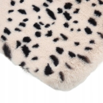 Универсальная подушка переднего сиденья.