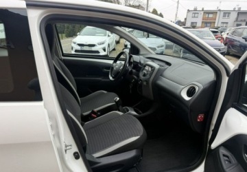 Toyota Aygo II Hatchback 3d Facelifting 1.0 VVT-i 72KM 2019 Toyota Aygo 1,0 72KM Klimatyzacja Benzyna 72KM, zdjęcie 20