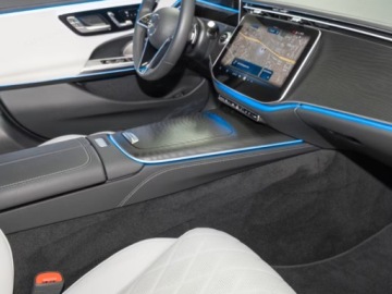 Mercedes Klasa E W214 Sedan 2.0 220d 197KM 2025 E Klasa 220 d 4-Matic Exclusive 2.0 (197KM) 2025, zdjęcie 9