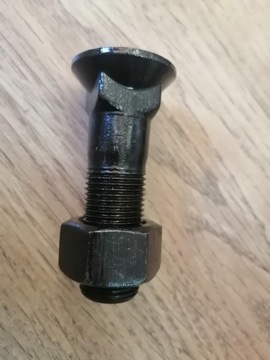 Śruba zęba do maszyn JCB 3cx,4cx oraz Volvo BL61/71- 826/00303