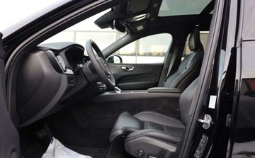 Volvo XC60 II 2024 Volvo XC 60 Volvo XC 60 T6 AWD Recharge Geartronic RDesign 2.0 253KM, zdjęcie 20