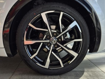 Toyota Prius V (XW60) 2.0  Hybrid Dynamic Force Plug-in 223KM 2025 Od ręki - Prestige 2.0 Hybrid Plug-in 223KM | Podgrzewane fotele!, zdjęcie 11