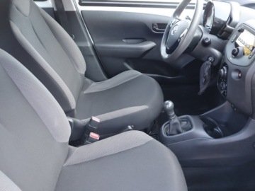 Toyota Aygo II Hatchback 3d Facelifting 1.0 VVT-i 72KM 2020 Toyota Aygo 1.0 VVT-i, Salon Polska, zdjęcie 8