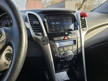 Hyundai i30 II Hatchback 5d 1.6 GDI 135KM 2015 Hyundai i30 1,6 benzyna 135KM nawigacja, zdjęcie 10