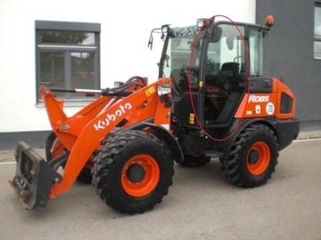 Kubota R082 R070 дверное стекло