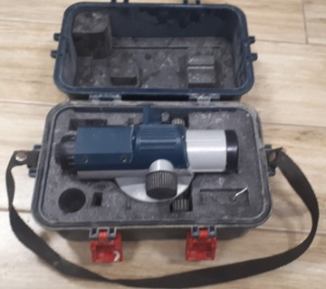 УРОВЕНЬ ОПТИЧЕСКИЙ BOSCH GOL 32 D от L03