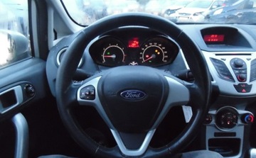Ford Fiesta VII Hatchback 5d 1.4 Duratec 96KM 2012 Ford Fiesta 2012r, Salonowa, 1.4 Benzyna. Lekko uszkodzony lewy tyl. Jezdz, zdjęcie 10