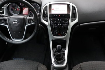 Opel Astra J Hatchback 5d 1.7 CDTI ECOTEC 110KM 2012 Opel Astra 1.7 CDTI, Navi, Klima, Klimatronic, zdjęcie 11