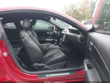 Ford Mustang VI Fastback Facelifting 5.0 Ti-VCT 450KM 2023 Ford Mustang GT Premium Fastback 2023 5.0l 5.0 Benzyna 450KM, zdjęcie 9