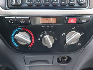 Toyota RAV4 II 2.0 16V D-4D 116KM 2002 Toyota RAV 4 2.0 D-4D , 4X4, Klima,ALU, zdjęcie 11