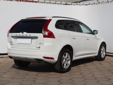 Volvo XC60 I SUV Facelifting 2.0 D4 DRIVE-E 181KM 2015 Volvo XC60 D4, Salon Polska, Serwis ASO, 178 KM, zdjęcie 4