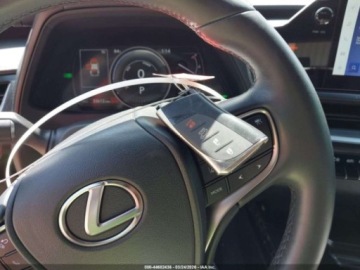 Lexus UX 2024 Lexus UX 2024 LEXUS UX 250H PREMIUM 2.0 Hybryda 181KM, zdjęcie 10