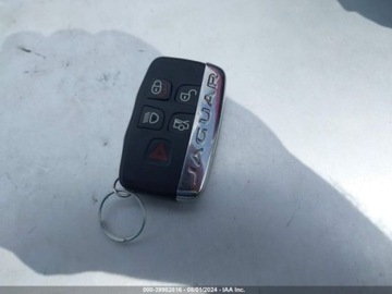 Jaguar F-Type 2021 Jaguar F-Type 2021 Jaguar F-TYPE Convertible Auto R AWD 6.5 Benzyna 575KM, zdjęcie 9