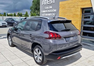 Peugeot 2008 I SUV Facelifting 1.2 PureTech 82KM 2017 Peugeot 2008 1.2 PureTech Style Chrom Alu Navi PDC, zdjęcie 3