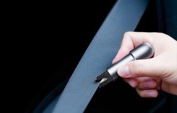Автомобильный аксессуар Remax 2в1 Молоток + Нож
