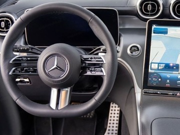 Mercedes GLC C254/X254 Coupe 2.0 220d 197KM 2024 MERCEDES-BENZ GLC 220 d 4-Matic AMG Line 2.0 (197KM) 2024, zdjęcie 4