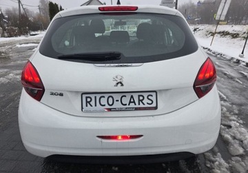 Peugeot 208 I Hatchback 5d Facelifting 1.2 PureTech 110KM 2019 Peugeot 208 1.2 Benzyna 110KM, zdjęcie 4