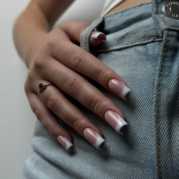 ŻEL do PRZEDŁUŻANIA paznokci z TIXOTROPIĄ, SAMOPOZIOMUJĄCY z BROKATEM 15ml