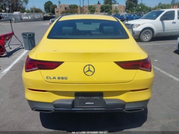 Mercedes CLA C118/X118 2022 Mercedes-Benz CLA 250 2022 2.0l 2.0 Benzyna 221KM, zdjęcie 4