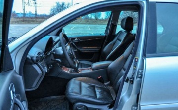 Mercedes Klasa C W203 Sedan W203 1.8 (C 180 Kompressor) 143KM 2002 Mercedes-Benz Klasa C 1,8 (143KM) Skory 1.8 Benzyna 143KM, zdjęcie 6