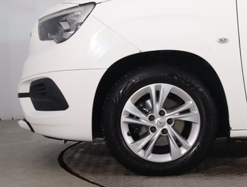 Opel Combo E Kombivan 1.2 Turbo 110KM 2019 Opel Combo 1.2 Turbo, Salon Polska, Klima, zdjęcie 13