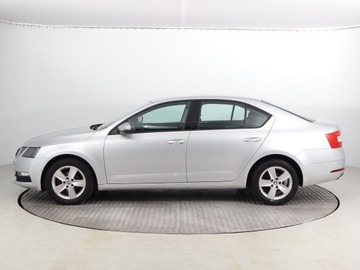 Skoda Octavia III Liftback Facelifting 1.6 TDI 115KM 2019 Skoda Octavia 1.6 TDI, Salon Polska, Klima, zdjęcie 2