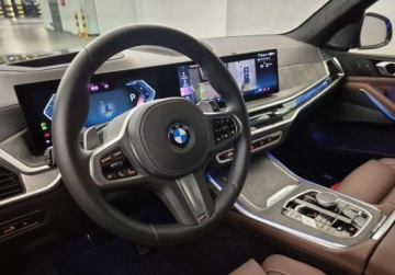 BMW X7 SUV Facelifting 3.0 40d 352KM 2025 BMW X7 d 352 KM M Sport l Driving Assistant Professional 3.0 Diesel 352KM, zdjęcie 1