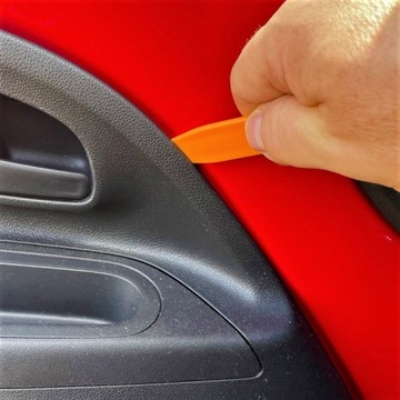 АВТОМОБИЛЬНЫЕ ЗАЖИМЫ, ШПИЛЬКИ ДЛЯ ОБИВКИ, 237 шт.