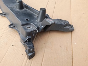 Крепление на правое крыло Volvo XC90.