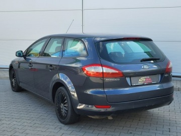Ford Mondeo IV Kombi 2.0 Duratorq TDCi DPF 115KM 2009 Ford Mondeo 2.0d, 116KM, Klimatyzacja, zdjęcie 10