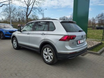 Volkswagen Tiguan II SUV Facelifting 2.0 TDI 200KM 2020 Volkswagen Tiguan 4x4, HAK, Webasto, Panorama, FullLED Matrix, VAT 23 2.0, zdjęcie 2