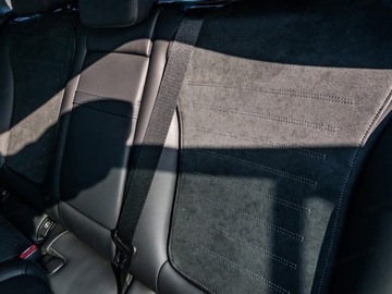 Mercedes GLC C254/X254 Coupe 2.0 200 204KM 2025 MERCEDES-BENZ GLC 200 4-Matic AMG Line 2.0 (204KM) 2025, zdjęcie 9