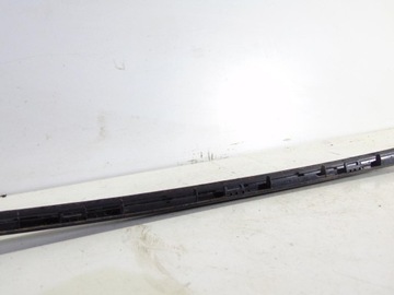 НАКЛАДКА ПЕРЕДНЕГО ОКНА СПРАВА CITROEN C4 B7 II